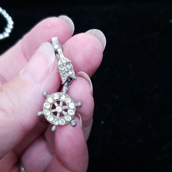 💎VINTAGE RHINESTONE DROP EARRINGS - Picture 2 of 5